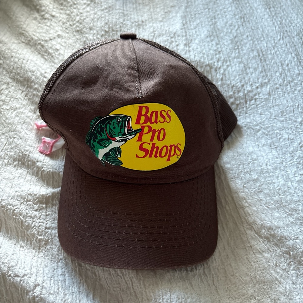 Bass Pro Shops Brown Mesh Cap
